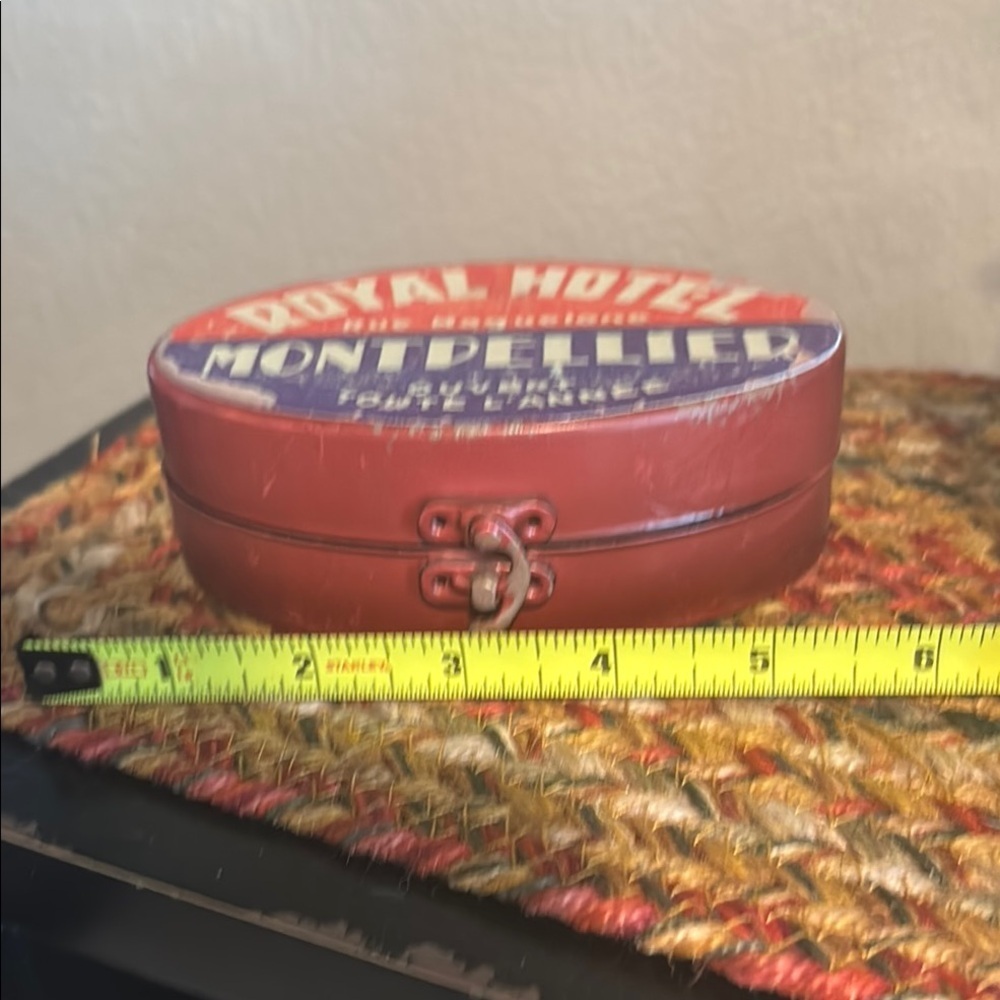 Vintage Red and Blue Decorative Box - Picture 8 of 13